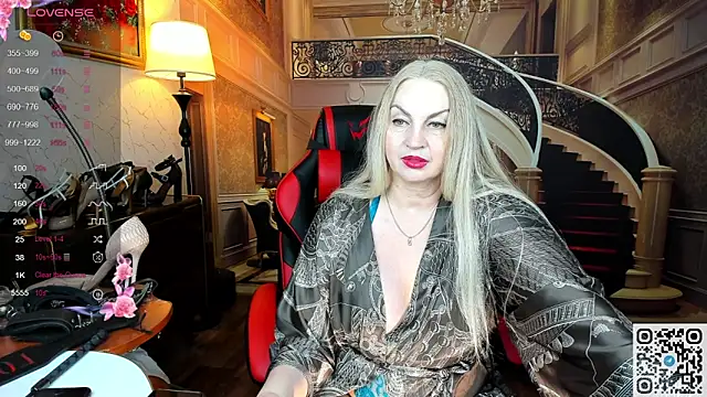 Nina Devillle online show from 05-23-26, 12:27
