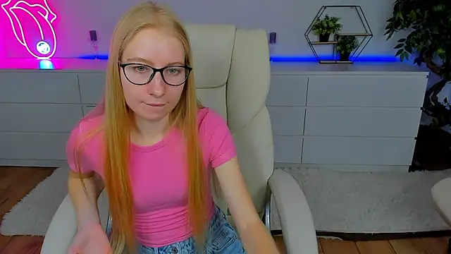 Alina Blonde online show from 09-12-25, 05:40