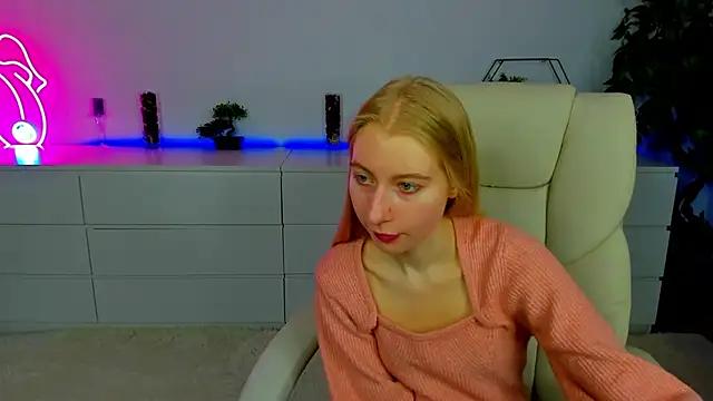 Alina Blonde online show from 10-14-25, 05:41