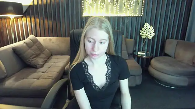Alina Blonde online show from 05-11-26, 02:56