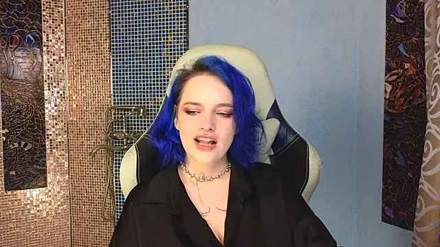 Snapshot of Eniferi chatting on 09-13-25, 07:13 Eniferi online show from 09-13-25, 07:13