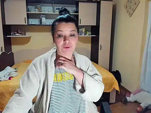 Soffy Skye online show from 02-10-26, 05:00