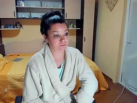 Soffy Skye online show from 04-08-26, 04:45