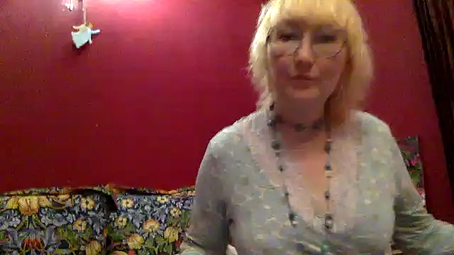 Snapshot of Zeyona chatting on 07-26-26, 11:39 Zeyona online show from 07-26-26, 11:39