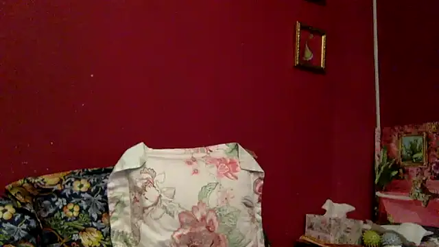 Snapshot of Zeyona chatting on 07-30-26, 03:11 Zeyona online show from 07-30-26, 03:11