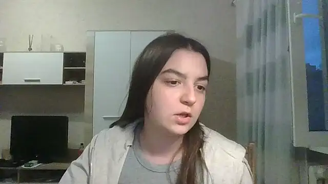 Snapshot of Farynaa chatting on 07-24-26, 06:17 Farynaa online show from 07-24-26, 06:17