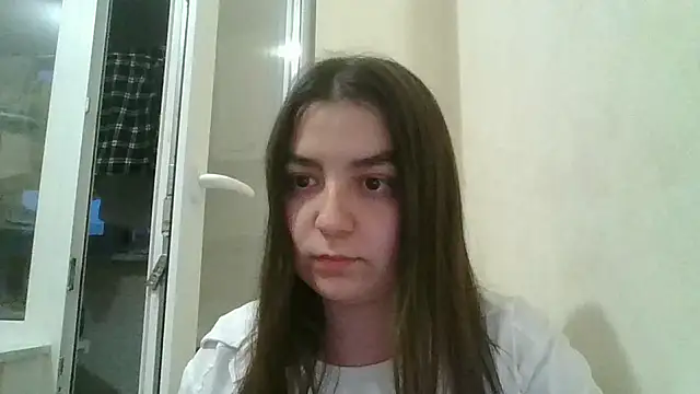 Snapshot of Farynaa chatting on 08-02-26, 06:06 Farynaa online show from 08-02-26, 06:06