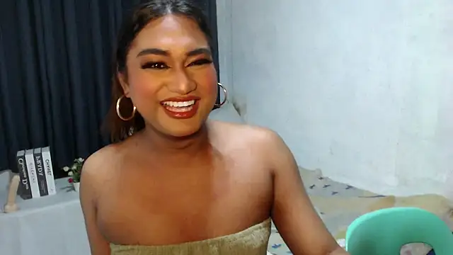 Elysia Fox online show from 11-21-25, 03:16