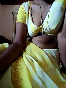 Snapshot of Tamil_Kavitha chatting on 09-14-25, 07:51 Tamil Kavitha online show from 09-14-25, 07:51