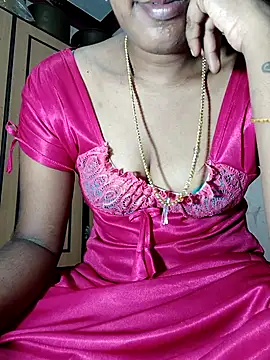 Snapshot of Tamil_Kavitha chatting on 10-09-25, 07:12 Tamil Kavitha online show from 10-09-25, 07:12