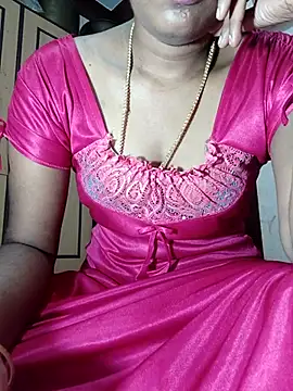 Snapshot of Tamil_Kavitha chatting on 10-10-25, 06:07 Tamil Kavitha online show from 10-10-25, 06:07