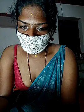 Snapshot of Tamil_Kavitha chatting on 10-23-25, 10:41 Tamil Kavitha online show from 10-23-25, 10:41