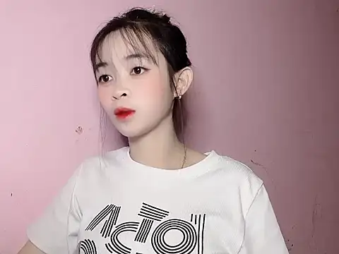 Suna7383 online show from 11-04-25, 03:44