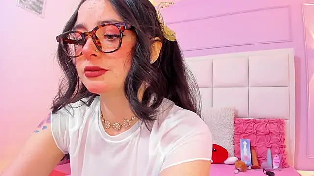 Ashleypetit online show from 02-17-26, 12:45