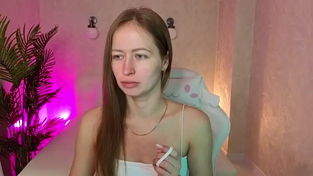 bella li   online show from 12-21-25, 01:24