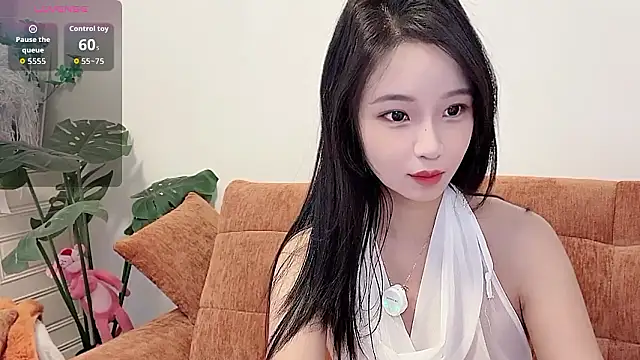 qiqi-2025 online show from 01-08-26, 10:56