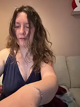 AnielaMarie online show from 09-23-25, 07:00