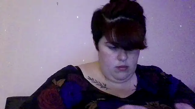 Snapshot of BBWBlossom69x chatting on 10-07-25, 08:28 BBWBlossom69x online show from 10-07-25, 08:28