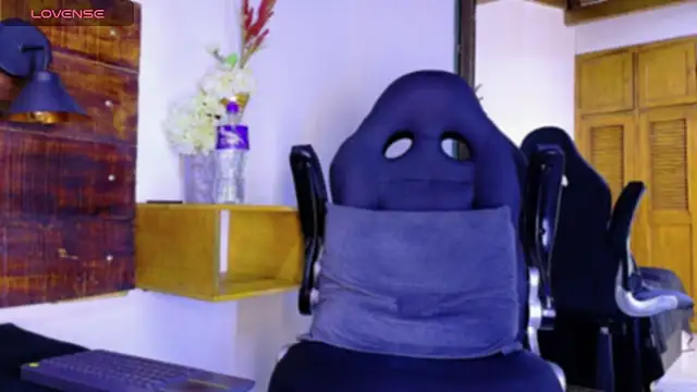 JhosuaVega online show from 04-11-26, 07:45