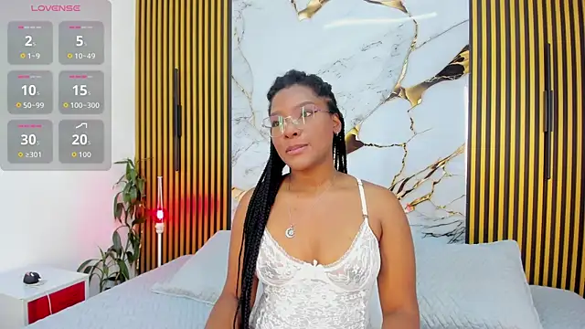 Snapshot of ValeryCortezm chatting on 09-14-25, 12:59 ValeryCortezm online show from 09-14-25, 12:59