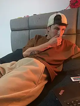 NaytonFreeman online show from 02-06-26, 11:57