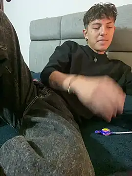 NaytonFreeman online show from 03-11-26, 12:22