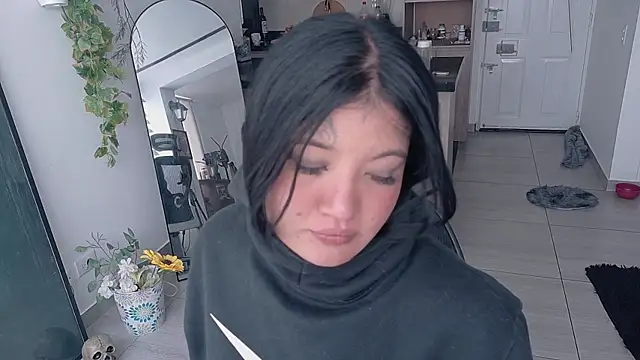 Unatatuada online show from 11-05-25, 07:14