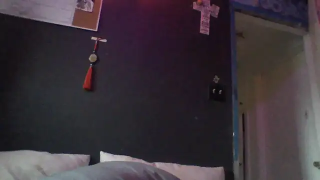 Snapshot of busnfatnutsLildee chatting on 03-15-26, 03:07 busnfatnutsLildee online show from 03-15-26, 03:07