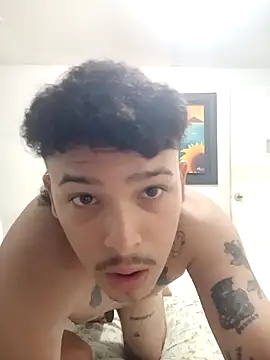 Snapshot of KH47 chatting on 09-18-25, 11:51 KH47 online show from 09-18-25, 11:51