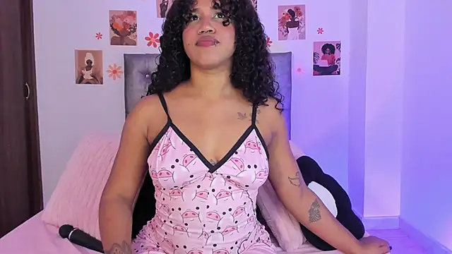 AfricaBell online show from 06-18-26, 04:35