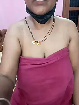 Snapshot of KannadaTamilTeluguBeauty chatting on 04-24-26, 08:55 KannadaTamilTeluguBeauty online show from 04-24-26, 08:55