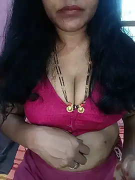 Snapshot of KannadaTamilTeluguBeauty chatting on 06-03-26, 08:50 KannadaTamilTeluguBeauty online show from 06-03-26, 08:50