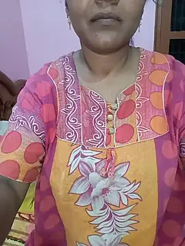 Snapshot of KannadaTamilTeluguBeauty chatting on 06-04-26, 02:45 KannadaTamilTeluguBeauty online show from 06-04-26, 02:45