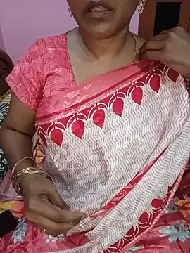 Snapshot of KannadaTamilTeluguBeauty chatting on 06-28-26, 01:28 KannadaTamilTeluguBeauty online show from 06-28-26, 01:28