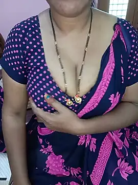Snapshot of KannadaTamilTeluguBeauty chatting on 07-23-26, 03:04 KannadaTamilTeluguBeauty online show from 07-23-26, 03:04