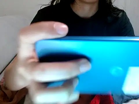 yulieth01998 online show from 09-13-25, 02:50