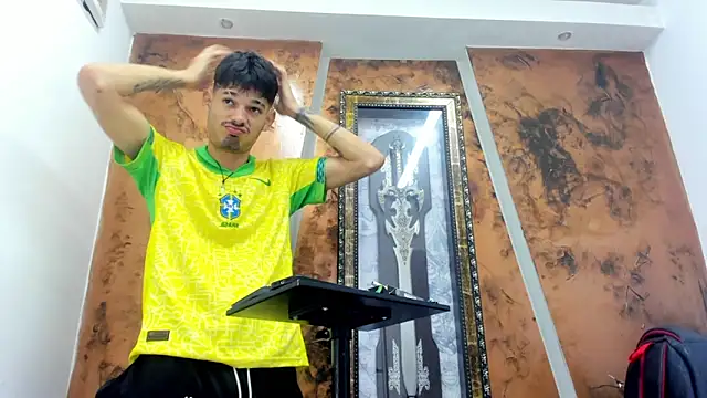 Iam Steven online show from 12-15-25, 05:12