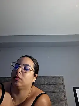 Aliciabloom online show from 11-04-25, 12:15