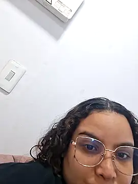 Aliciabloom online show from 11-16-25, 06:46