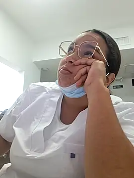 Aliciabloom online show from 01-16-26, 10:58