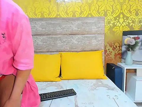 ElianaCollins online show from 12-22-25, 03:14