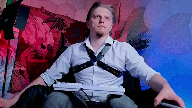 Vincent Hardman online show from 04-16-26, 08:09