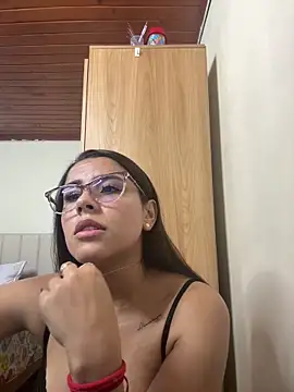 Snapshot of Isawilliams chatting on 01-07-26, 01:52 Isawilliams online show from 01-07-26, 01:52