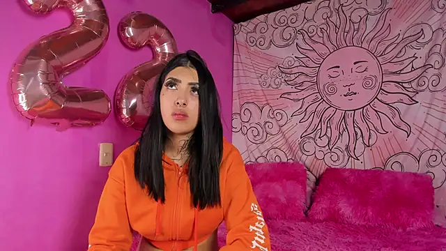 Snapshot of Missmoonstar chatting on 09-15-25, 03:17 Missmoonstar online show from 09-15-25, 03:17