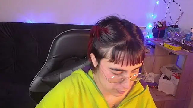 Miacatsito3 online show from 03-21-26, 02:38