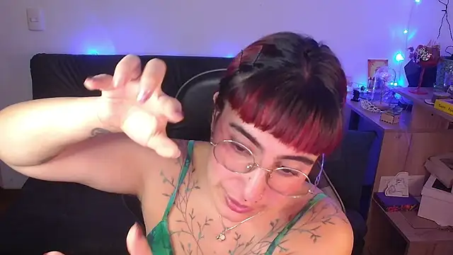 Miacatsito3 online show from 03-21-26, 11:19