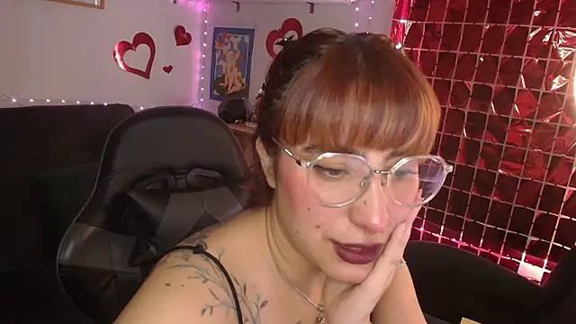 Miacatsito3 online show from 05-24-26, 09:53
