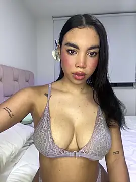 karolaalcendra online show from 03-07-26, 03:14