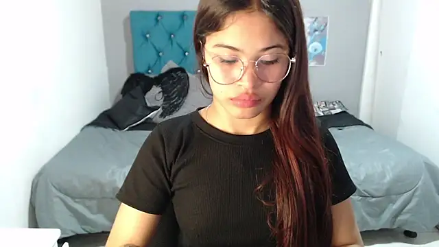 mia sexgirl online show from 02-16-26, 12:34