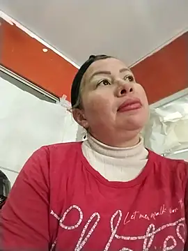 LaraCaliente online show from 07-27-26, 05:31